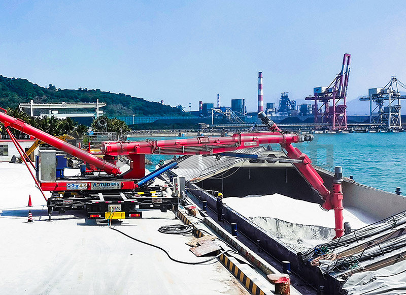 800-5000 DWT 150-500t/j Pemunggah Kapal Skru Dipasang Kenderaan